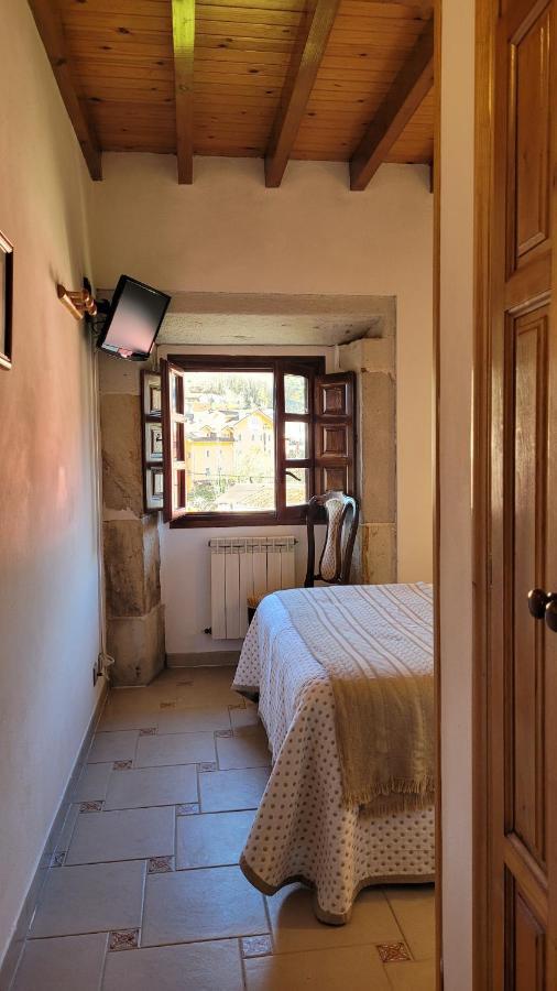 Casa Rural El Torrejon อาเรนัส เด กาบราเลส ภายนอก รูปภาพ