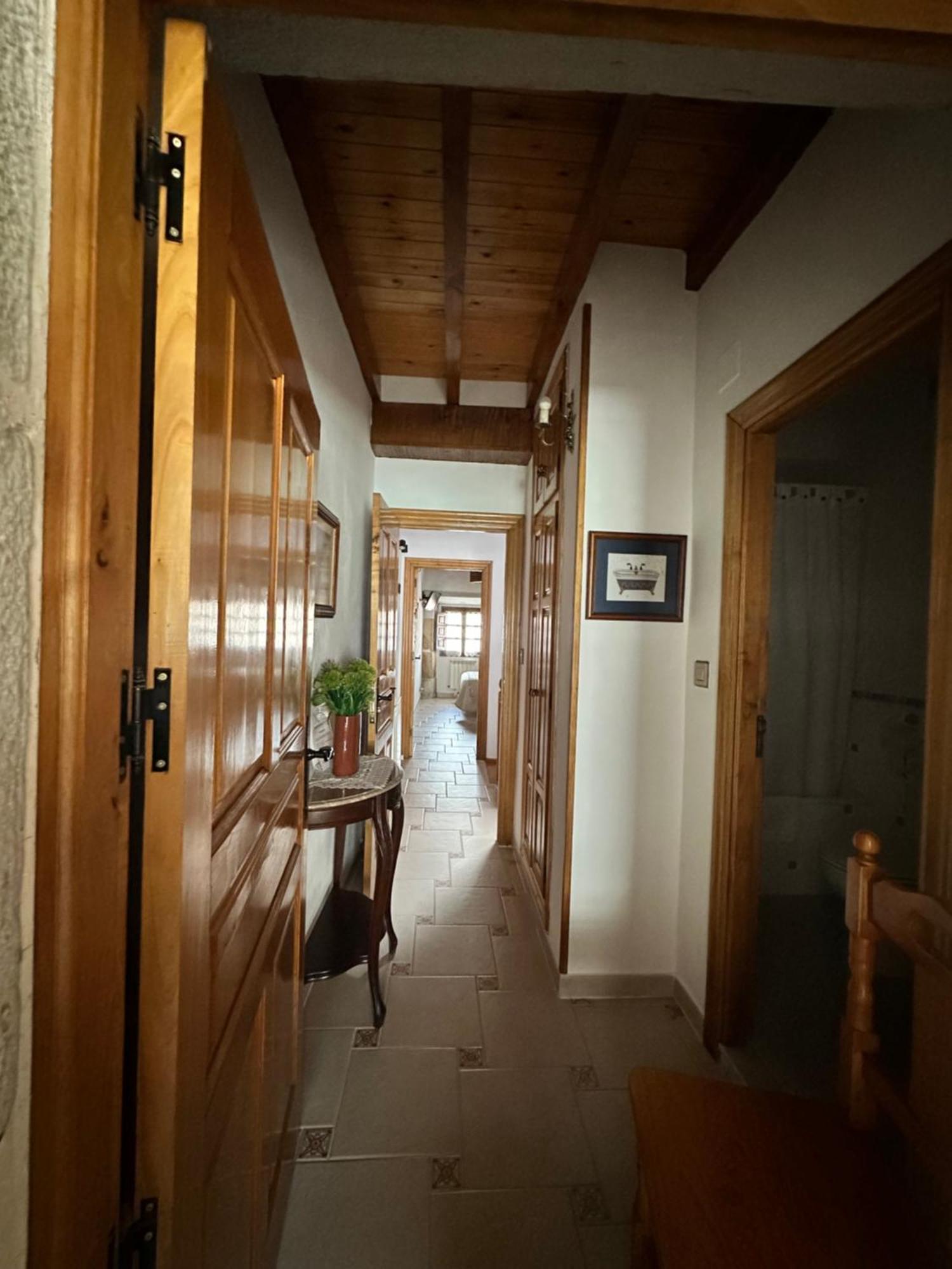 Casa Rural El Torrejon Guest House อาเรนัส เด กาบราเลส ภายนอก รูปภาพ