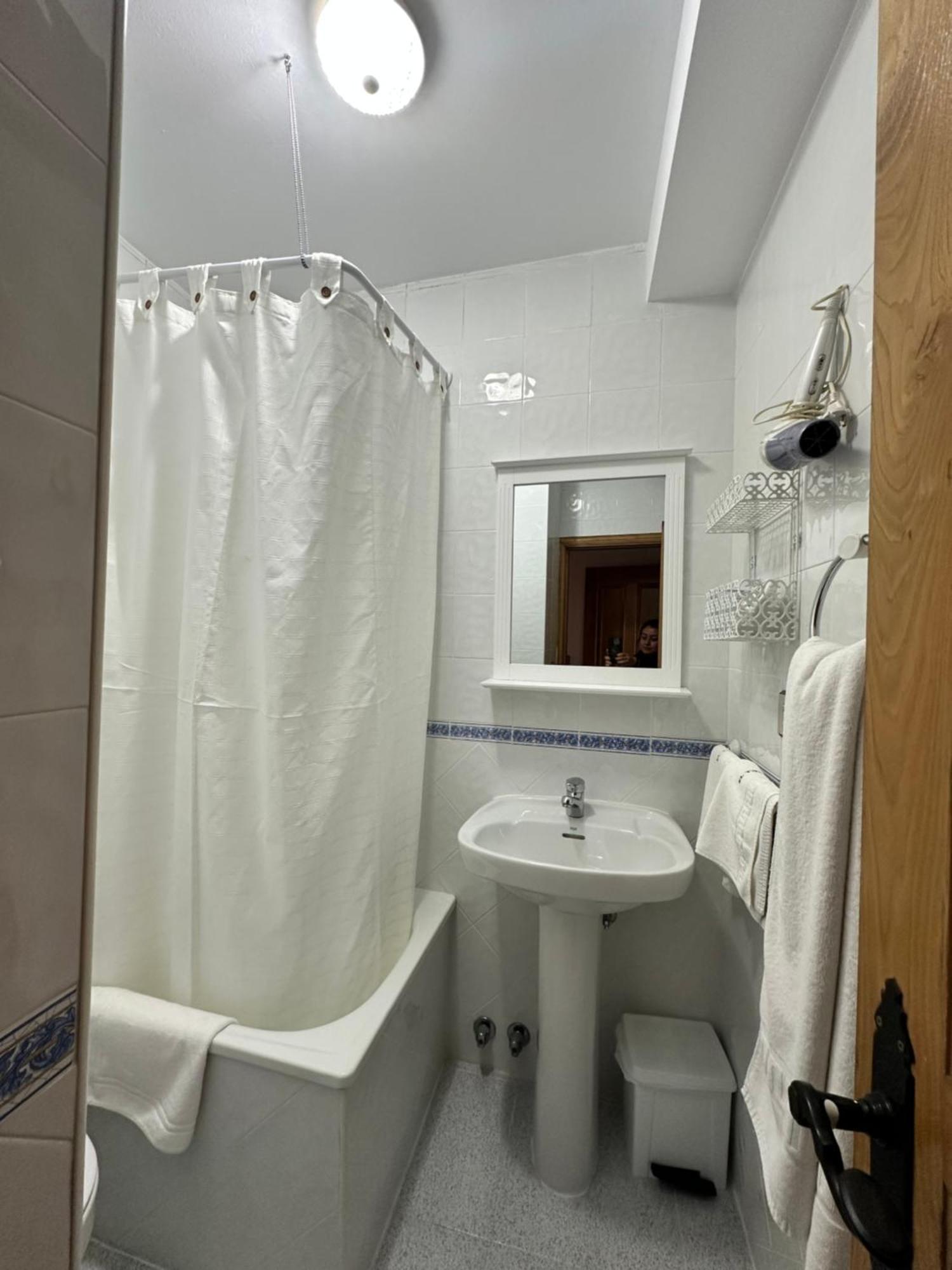 Casa Rural El Torrejon อาเรนัส เด กาบราเลส ภายนอก รูปภาพ