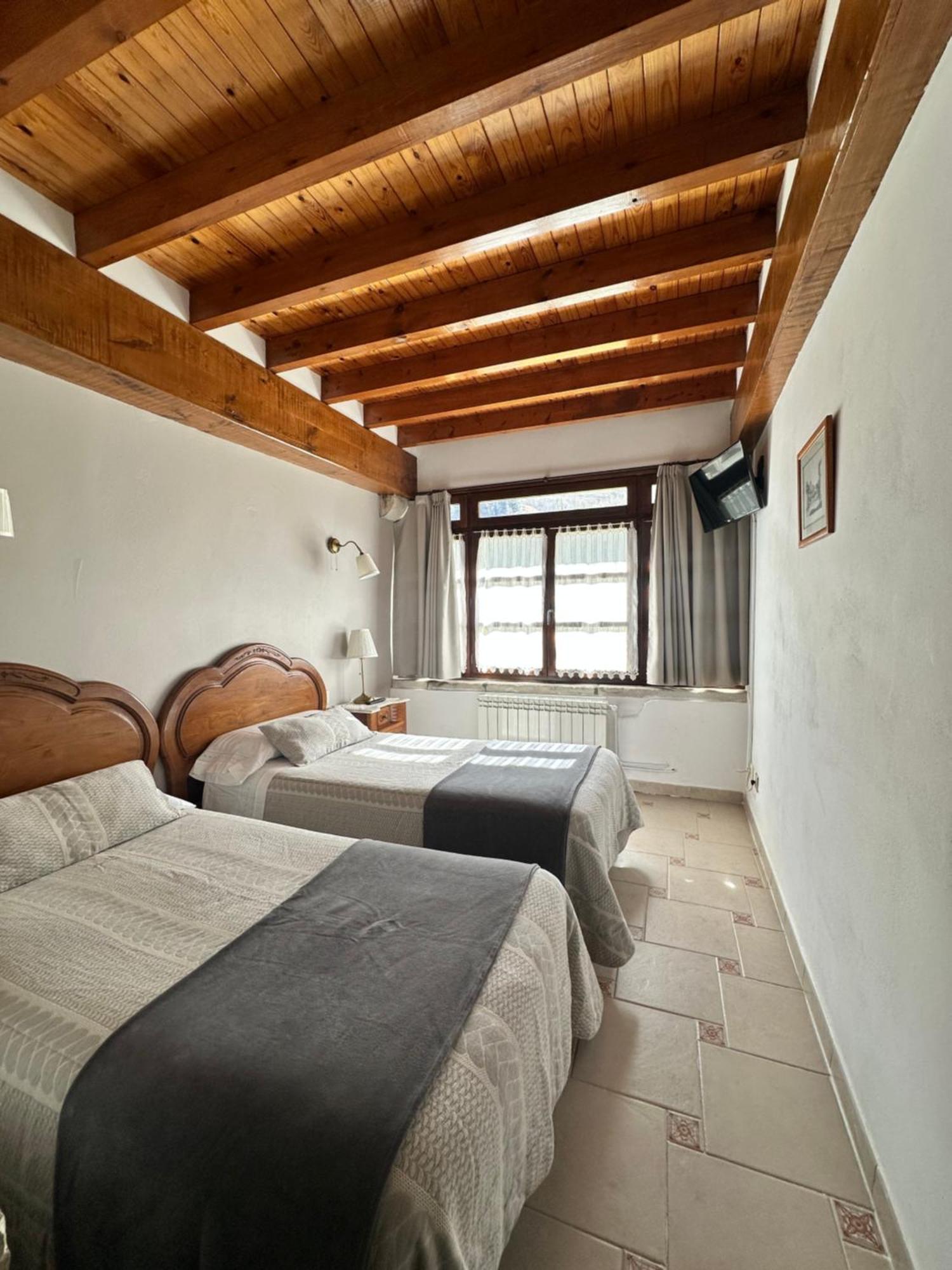 Casa Rural El Torrejon อาเรนัส เด กาบราเลส ภายนอก รูปภาพ